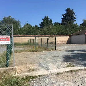 Appartement Résidence Des Postes Numéro 3 Climatisé Connecté à La Voix 5m Pal, Dompierre-sur-Besbre