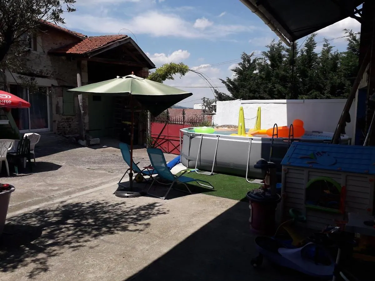 Holiday home Le Pressoir Villa Saint-Julien-de-Coppel