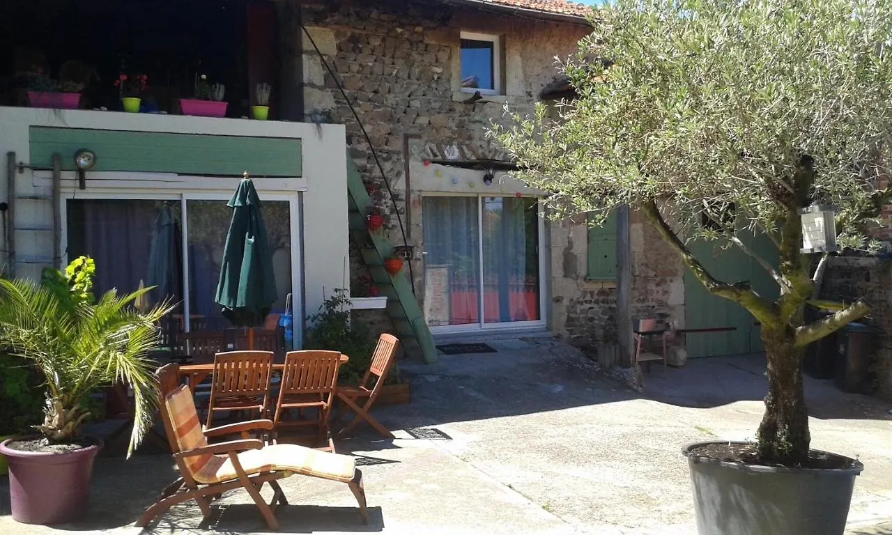 Le Pressoir Villa Saint-Julien-de-Coppel France